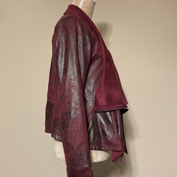 Grace Elements Red Faux Leather Jacket with Waterfall Lapels - size Small - Picture 3 of 14